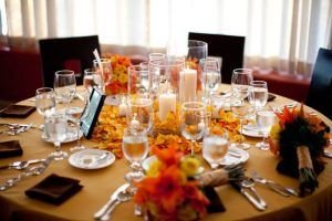 orange-table-setting-in-cabo