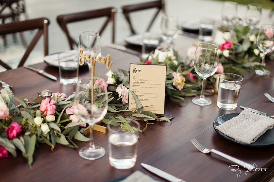 Reception Dinner Table designed by Jesse Wolff and coordination services by Cabo Wedding Services