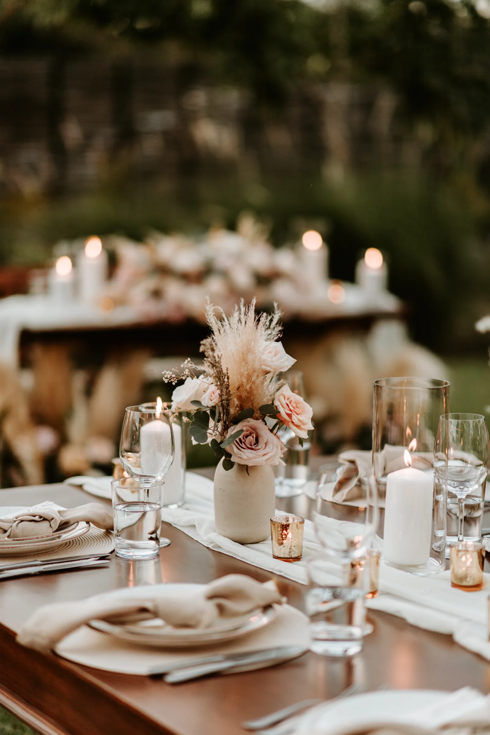 Why couples choose Cabo San Lucas for a destination wedding