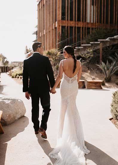 An elegant table setting for a wedding dinner in Cabo.