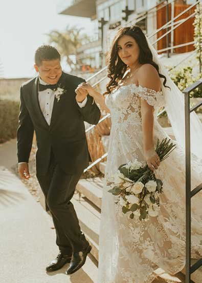 A beautiful wedding moment in Cabo San Lucas 27